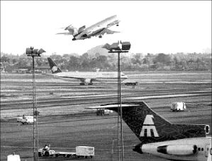 aviones despegando