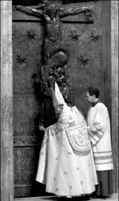 italy-holy door-28