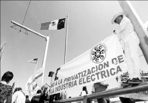 cfe-protesta