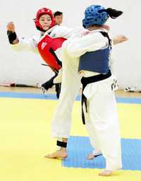 María del Rosario Espinoza, en uno de los combates que disputó en el Campeonato Mundial de Pekín