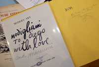 Con amor y macarrones, el italiano Amedeo Modigliani dedicó a su colega mexicano este libro de arte moderno: ''Para Diego con todo mi amor y admiración''
