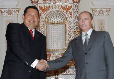 PUTIN DA BAJO PERFIL A LA VISITA DE CHAVEZ