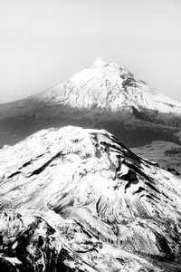 El Popocatépetl e Iztaccíhuatl