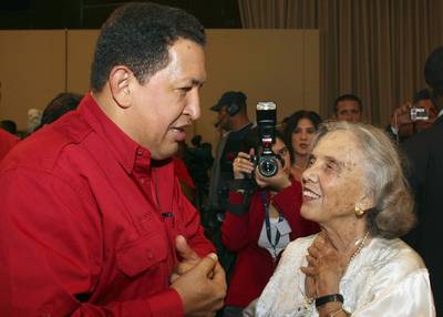 ELOGIO DE CHAVEZ A PONIATOWSKA