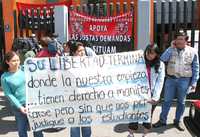 Manifestación estudiantil frente a oficinas del SITUAM