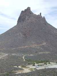 Aspecto de los trabajos que Grupo Caballero realiza en el cerro Tetakawi