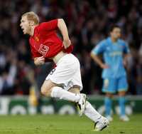 Al minuto 14 Paul Scholes anotó el tanto que dio el triunfo al Manchester United