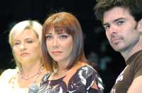 Mercedes Molto, Cynthia Klitbo y Janlu, durante la conferencia de prensa