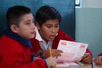 Alumnos de sexto grado de la primaria República de Costa Rica, durante la aplicación de la prueba Enlace, el año pasado en la ciudad de México