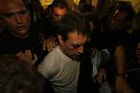 Guillermo Zayas en el momento de abandonar el Reclusorio Oriente