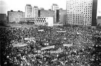 Concentración estudiantil en la Plaza de las Tres Culturas en 1968