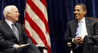 A 13 días de la elección presidencial en Estados Unidos, Barack Obama recibió en sus oficinas de Chicago al derrotado John McCain. La protocolaria reunión incluyó un momento para posar frente a la prensa, con lo que el republicano dejó atrás sus críticas al demócrata. En un comunicado dijeron que "en este momento decisivo creemos que los estadunidenses quieren y necesitan que sus líderes se unan y cambien los malos hábitos de Washington"