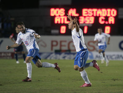 Contra Santos o Diablos